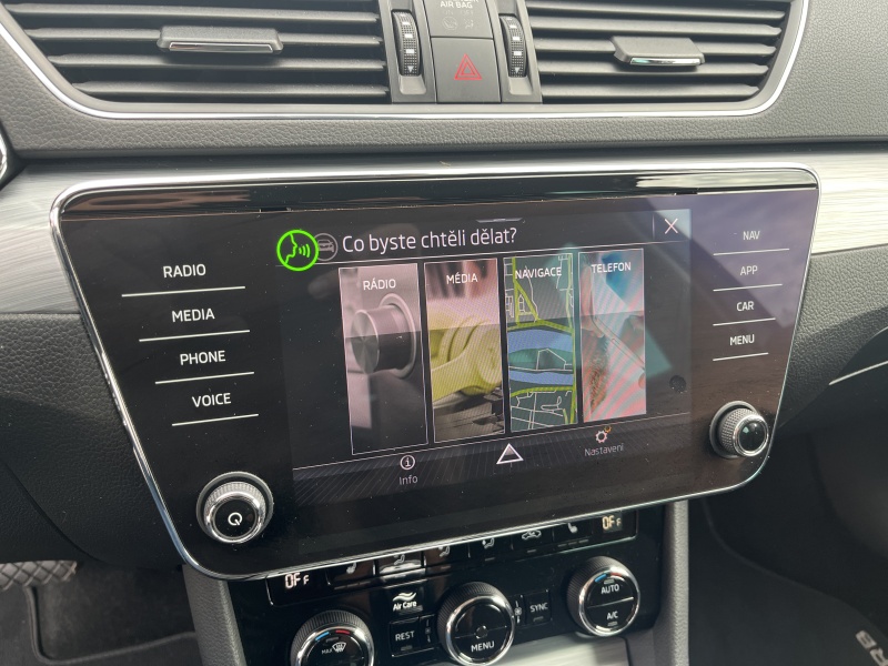 Škoda Superb Ambition