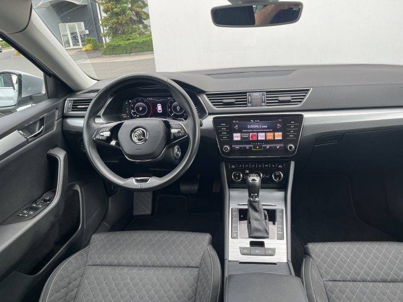 Škoda Superb Ambition