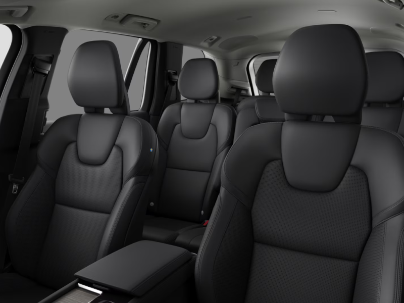 Volvo XC90 PLUS DARK