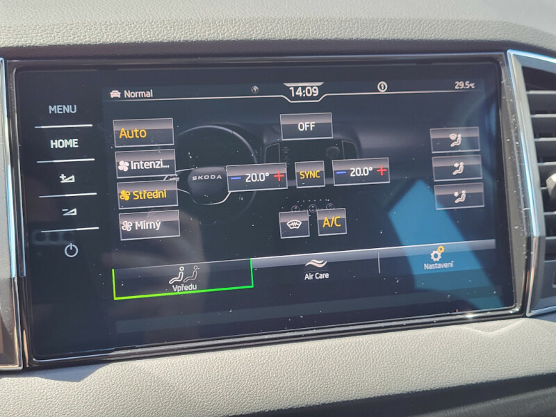 Škoda Karoq 130LET Premium