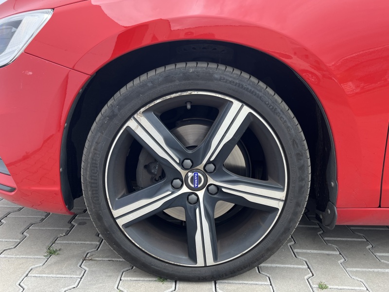 Volvo S60 R-design