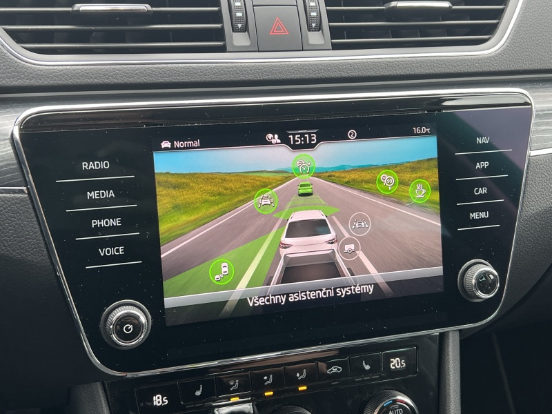 Škoda Superb Style Plus