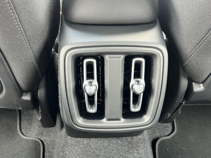 Volvo XC40 Core