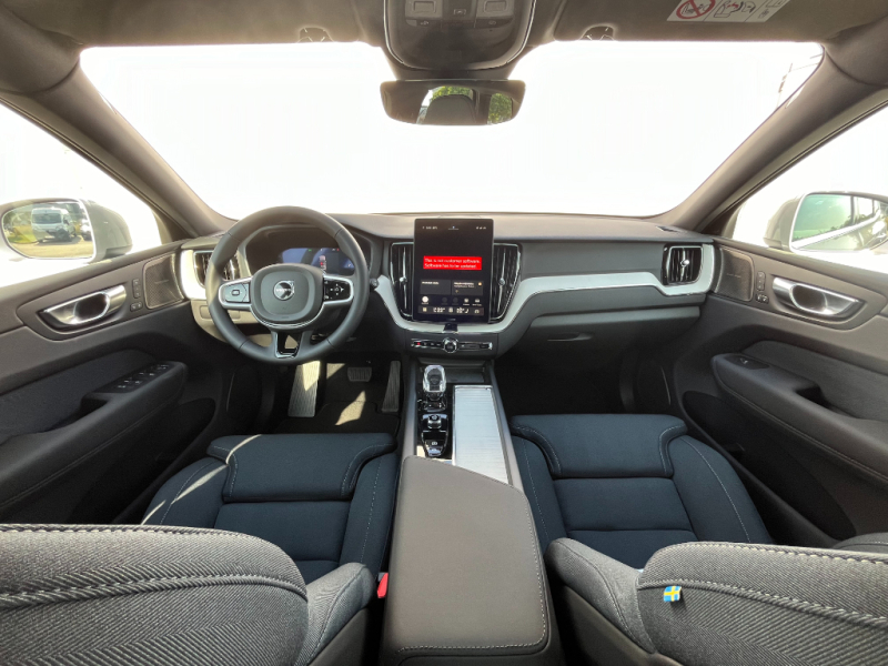 Volvo XC60 PLUS BRIGHT