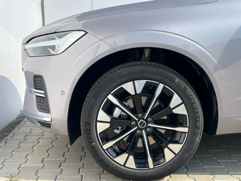 Volvo XC60 PLUS BRIGHT
