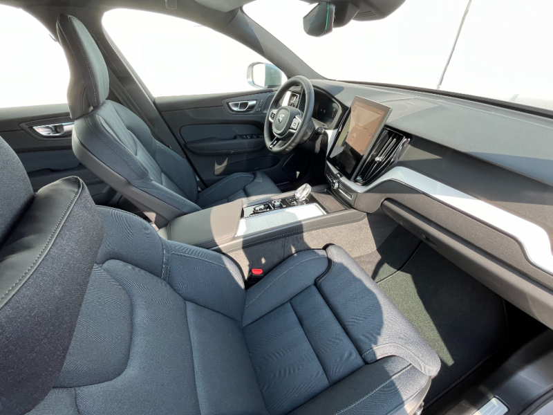 Volvo XC60 PLUS BRIGHT